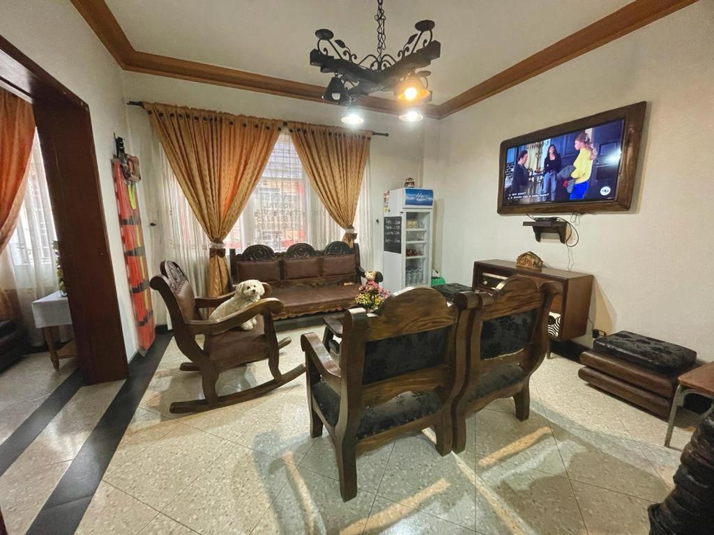 Hostal Internacional Bogotá Dış mekan fotoğraf